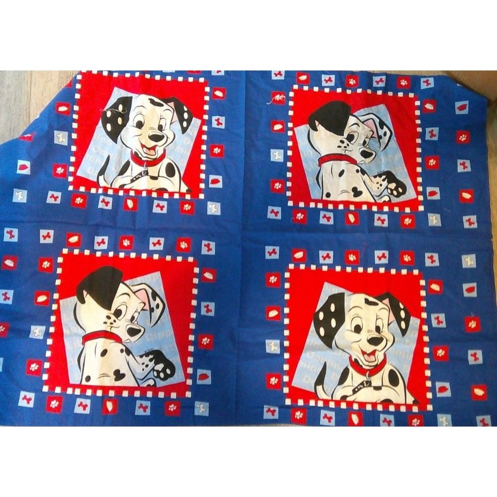 Fabric * Disney 101 Dalmatian Panel * Sewing * Quilting * Blankets * F202 rr
